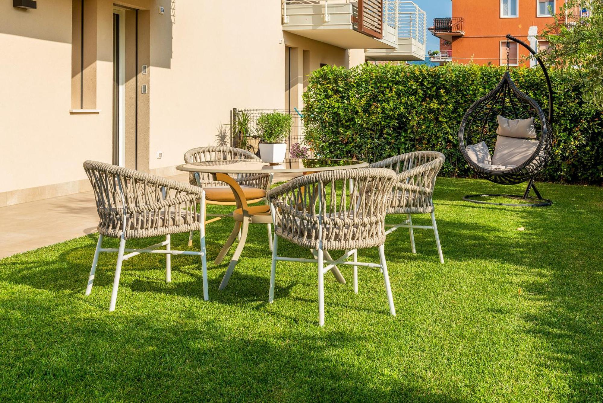 Lifestyle Apartments Dante Bardolino Dış mekan fotoğraf
